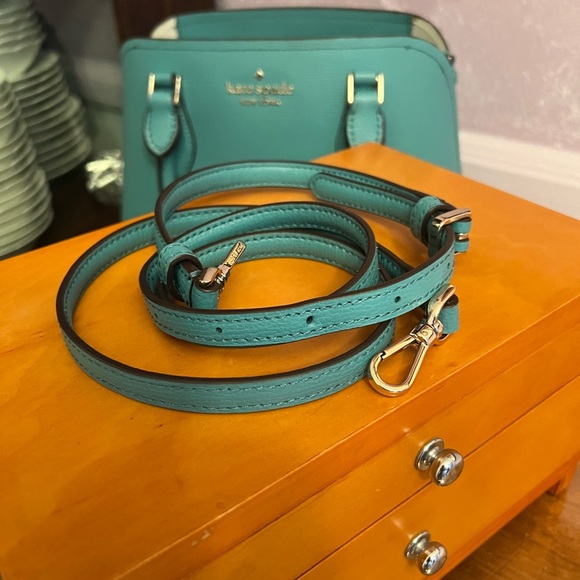 Kate Spade “Tiffany’s” Blue Satchel with Gold Hardware - Picture 12 of 13